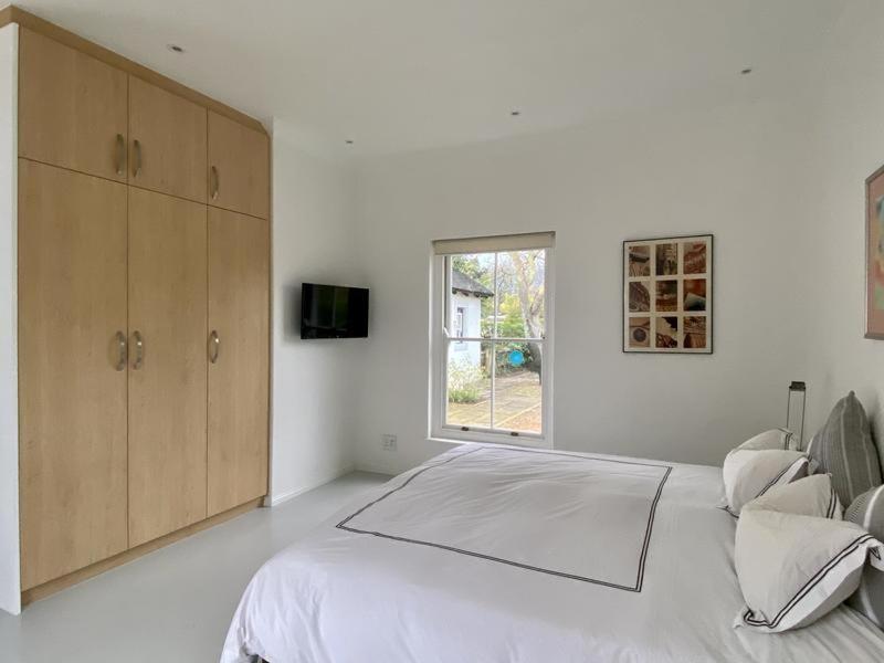 Guest house Albourne 4*
