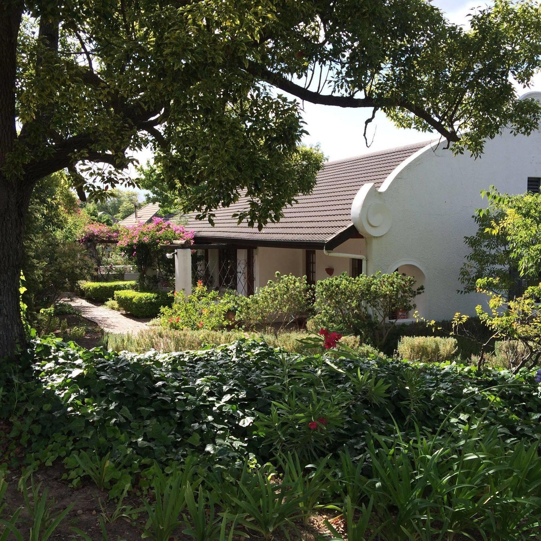 Albourne Somerset West